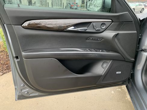 Used 2018 Cadillac CT6 Luxury image 14