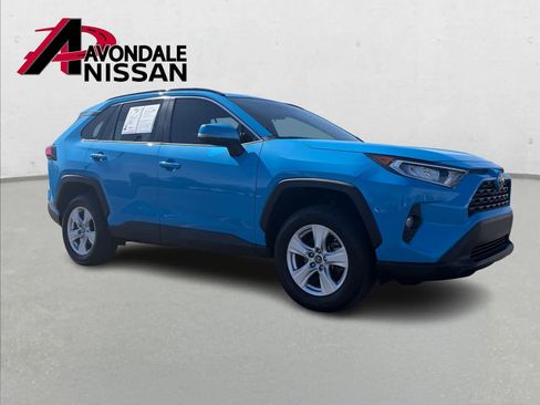 Used 2019 Toyota RAV4 XLE image 8