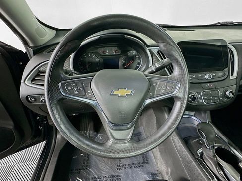 Used 2024 Chevrolet Malibu LT image 17