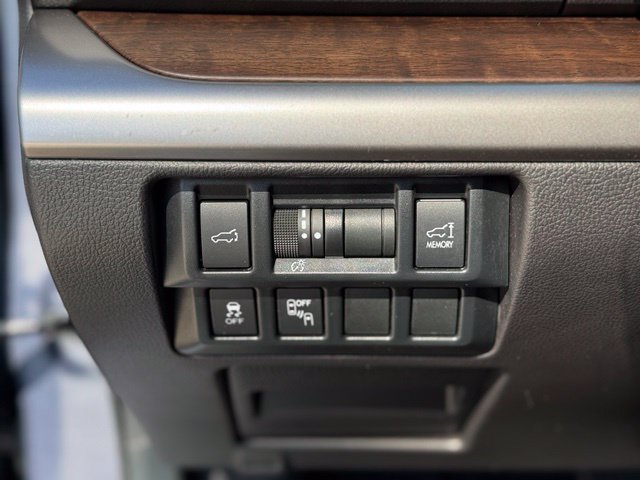 Used 2016 Subaru Outback 2.5i Limited w/ Popular Package #4 AWD/4WD image 29