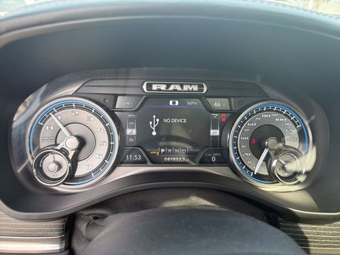 Used 2019 RAM 1500 Limited image 2