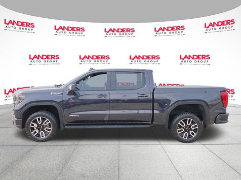 Used 2022 GMC Sierra 1500 AT4 w/ AT4 Premium Package AWD/4WD image 6
