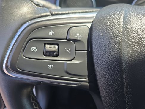Used 2023 Buick Encore GX Select FWD image 17