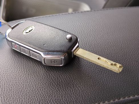 Certified 2021 Kia Soul LX FWD image 26