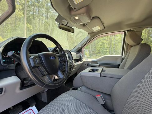 Used 2018 Ford F150 XLT w/ Equipment Group 301A Mid RWD image 14