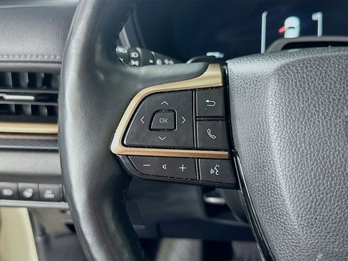 Used 2024 Toyota Grand Highlander AWD Hybrid image 25