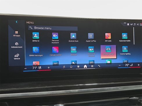 Used 2025 BMW X6 xDrive40i w/ Premium Package image 18