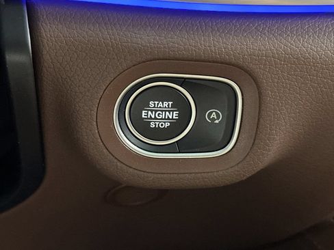 Certified 2026 Mercedes-Benz GLS 450 4MATIC image 28