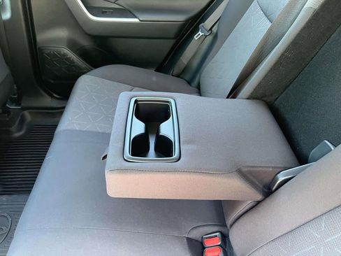 Used 2022 Toyota RAV4 XLE w/ Convenience Package AWD/4WD image 11