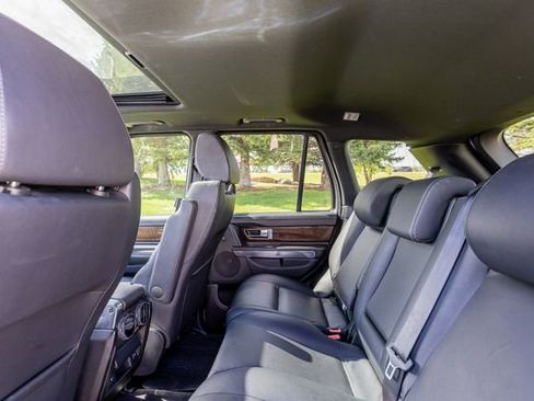 Used 2013 Land Rover Range Rover Sport HSE AWD/4WD image 15