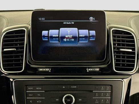 Used 2019 Mercedes-Benz GLS 450 4MATIC image 24