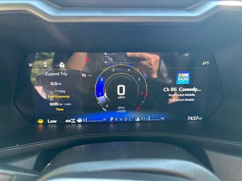 Used 2025 Chevrolet Colorado Trail Boss AWD/4WD image 24