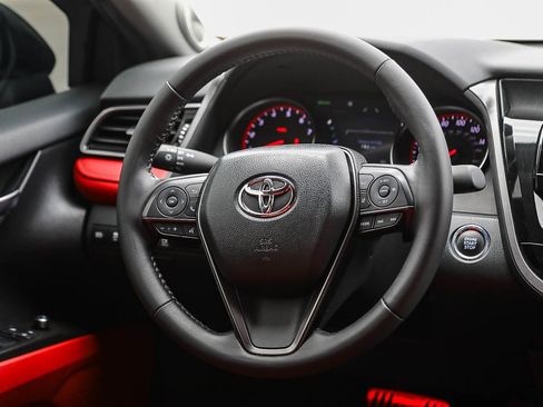 Used 2024 Toyota Camry XSE FWD image 15