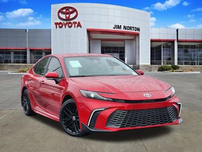 Used 2025 Toyota Camry SE w/ Convenience Package