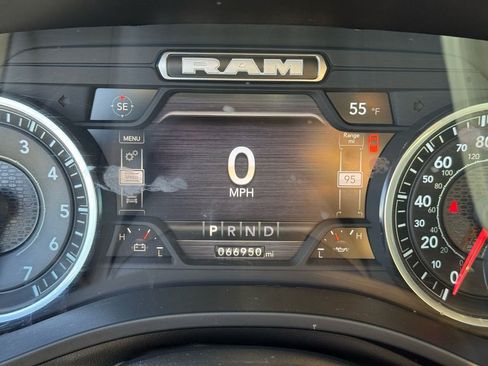 Used 2024 RAM 1500 Big Horn AWD/4WD image 27