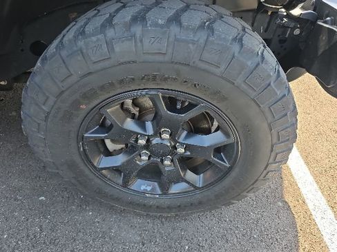 Used 2021 Jeep Wrangler Sport AWD/4WD image 4