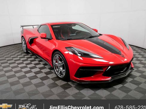 Used 2024 Chevrolet Corvette Stingray Premium Conv w/ Z51 Performance Package RWD image 2