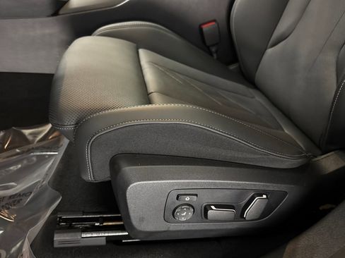 Used 2025 BMW X3 xDrive30i w/ Convenience Package image 14