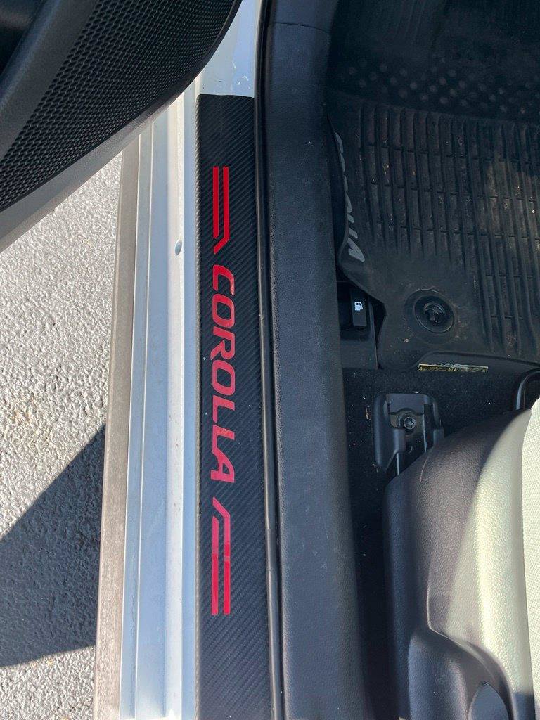 Used 2021 Toyota Corolla SE FWD image 7