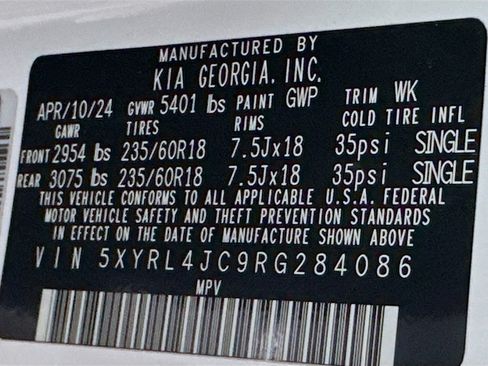 Used 2024 Kia Sorento S image 12