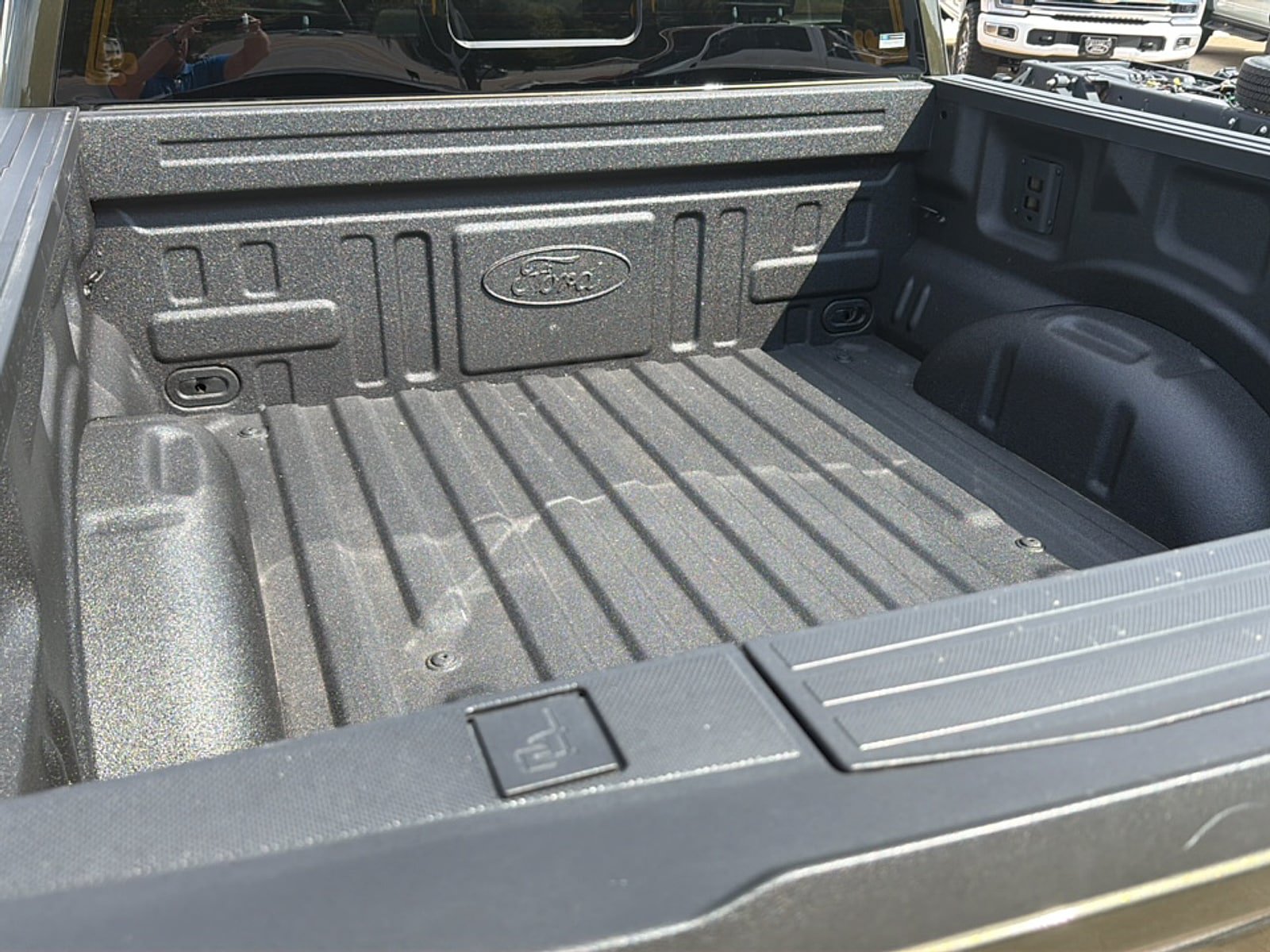 Used 2024 Ford F150 Raptor AWD/4WD image 11