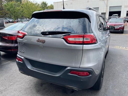 Used 2016 Jeep Cherokee 75th Anniversary image 14