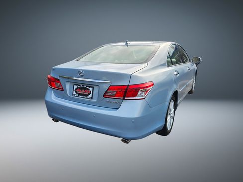 Used 2011 Lexus ES 350 image 3
