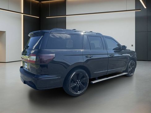 Used 2019 Lincoln Navigator Reserve AWD/4WD image 6