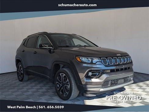 Used 2022 Jeep Compass Limited image 1