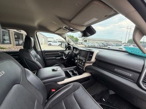 Used 2022 RAM 1500 Laramie AWD/4WD image 10