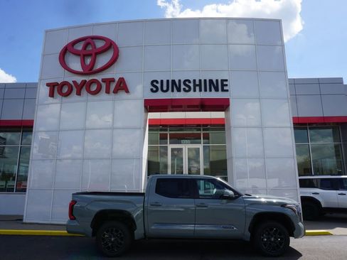 New 2026 Toyota Tundra Platinum AWD/4WD image 1