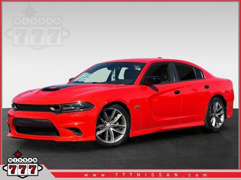 Used 2019 Dodge Charger Scat Pack RWD image 1