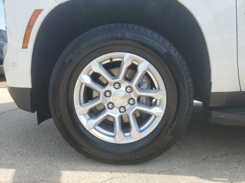 Used 2025 Chevrolet Tahoe LT AWD/4WD image 8