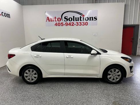 Used 2022 Kia Rio LX image 8