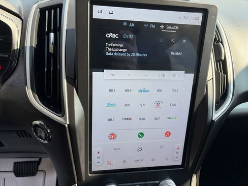 Used 2024 Ford Edge SEL w/ Convenience Package image 19