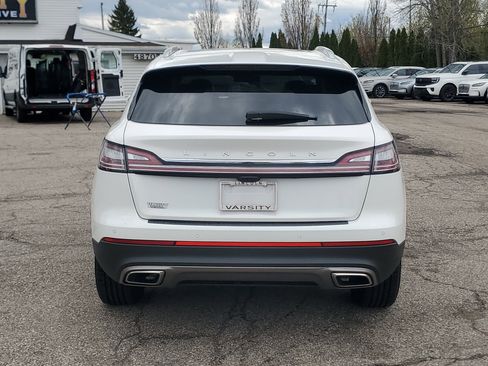 Certified 2023 Lincoln Nautilus Reserve AWD/4WD image 6