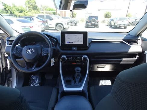 Certified 2025 Toyota RAV4 LE FWD image 22