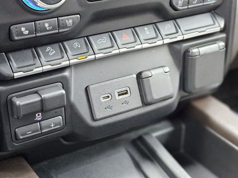 Used 2019 GMC Sierra 1500 SLT w/ SLT Premium Package image 25