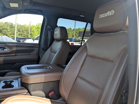 Used 2021 Chevrolet Tahoe High Country image 15