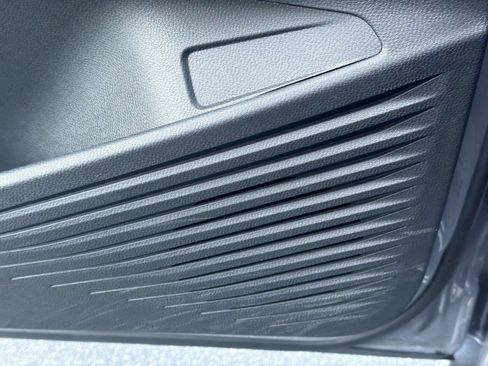 Used 2023 Volkswagen ID.4 Pro RWD image 24