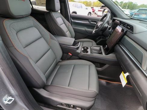 New 2026 GMC Terrain AT4 w/ Convenience Package III image 25