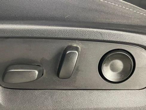 Used 2022 GMC Sierra 1500 Elevation w/ Preferred Package image 34