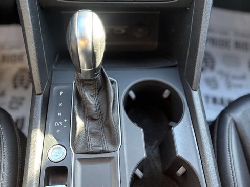 Used 2018 Volkswagen Atlas SE image 14