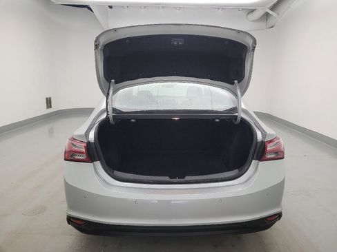 Used 2021 Chevrolet Malibu LT FWD image 29