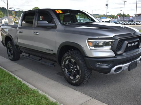 Used 2019 RAM 1500 Rebel AWD/4WD image 3