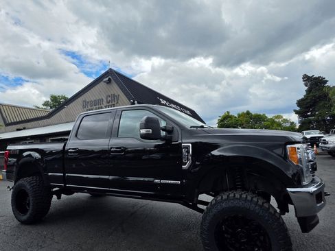 Used 2018 Ford F350 Lariat w/ Lariat Ultimate Package AWD/4WD image 8