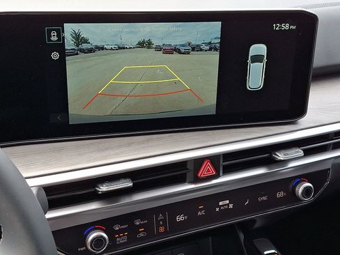 New 2025 Kia Sorento X-Line EX image 14