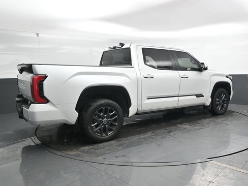 Used 2024 Toyota Tundra Platinum AWD/4WD image 2
