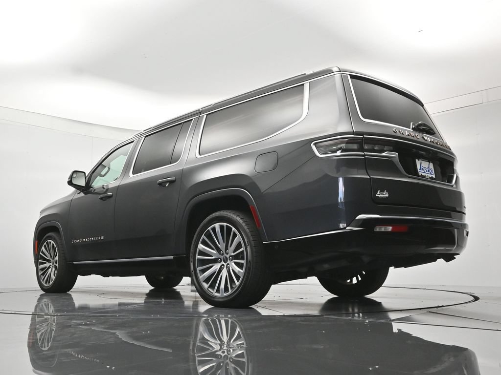 Used 2024 Jeep Grand Wagoneer L Series III AWD/4WD image 46