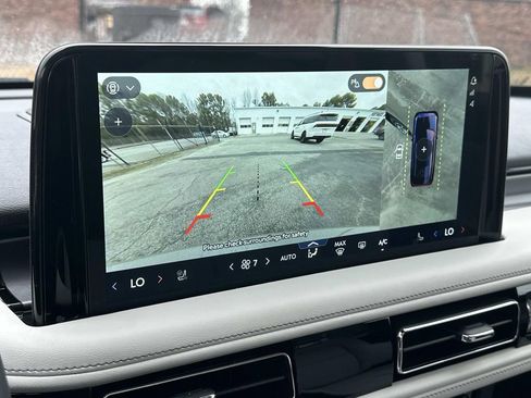 New 2026 Lincoln Aviator 2WD image 32